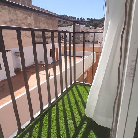 Luminoso Apartamento En Centro Del Pueblo Con Wifi Y A' A' Sagunto Exterior foto