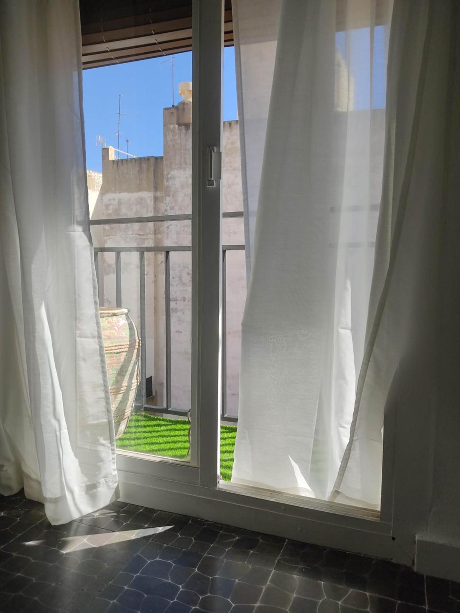 Luminoso Apartamento En Centro Del Pueblo Con Wifi Y A' A' Sagunto Exterior foto